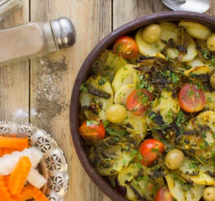 Chicken with Lemon and Olives Bram